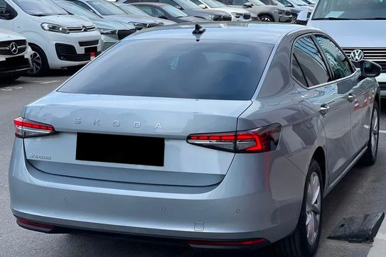 Skoda Superb Drive 1.5 TSI mHEV DSG