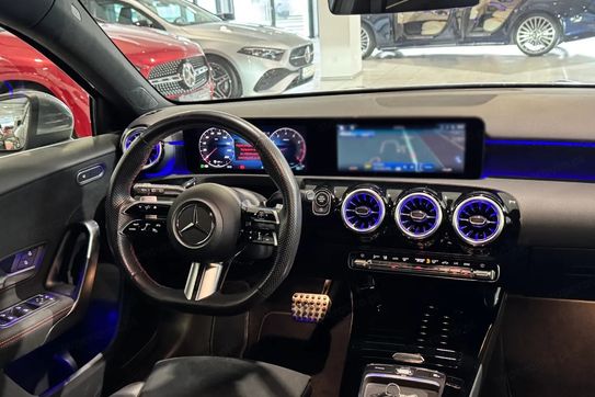 Mercedes Klasa A 180 AMG Line 7G-DCT
