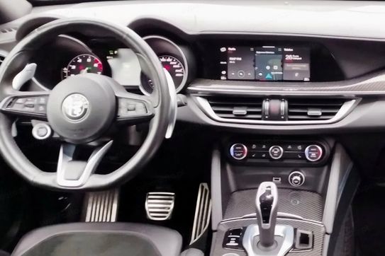 Alfa Romeo Stelvio 2.0 Turbo Veloce Q4 aut