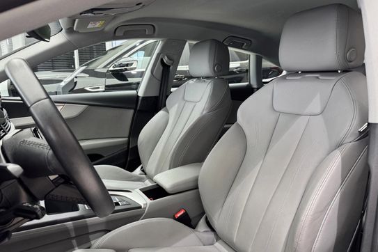 Audi A5 35 TFSI mHEV S tronic