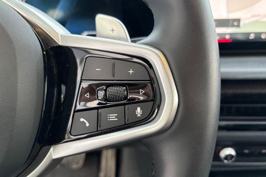 BMW Seria 3 330i xDrive M Sport