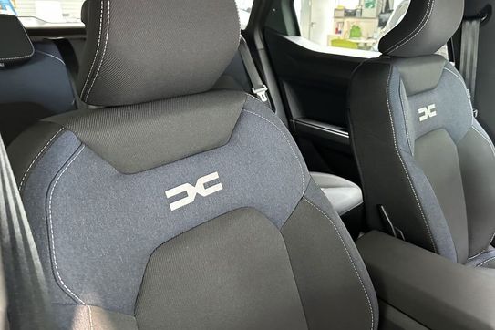 Dacia Duster Expression 1.2 TCe Hybrid-G 4x4 LPG