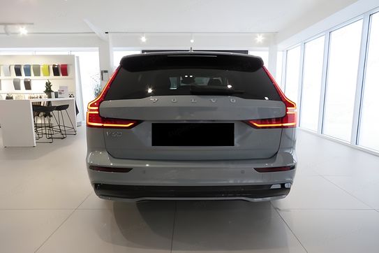 Volvo V60 B4 Plus Dark