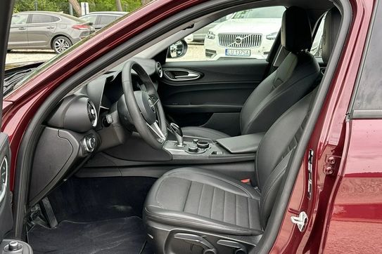 Alfa Romeo Giulia 2.0 Turbo 16V AT8 Super