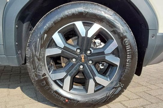 Dacia Duster Extreme 1.6 Full Hybrid