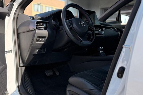 Toyota C-HR 1.8 Hybrid GR Sport