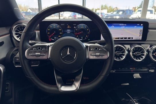 Mercedes CLA Shooting Brake 200 AMG Line