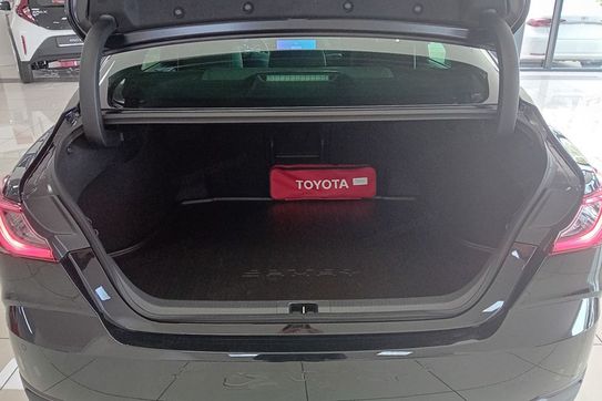 Toyota Camry Prestige 2.5 Hybrid Dynamic Force