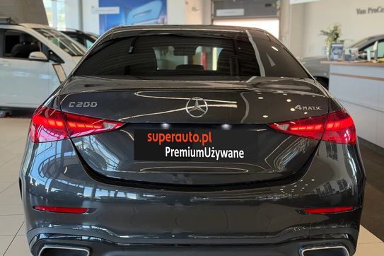Mercedes Klasa C 200 4-Matic AMG Line