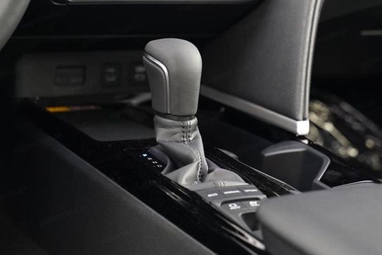 Toyota Camry Comfort 2.5 Hybrid Dynamic Force