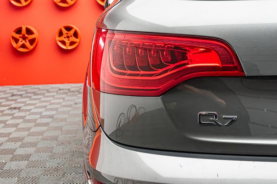 Audi Q7 3.0 TDI DPF quattro Tiptr.