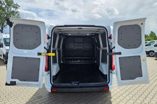Ford Transit Custom L2H1 Long
