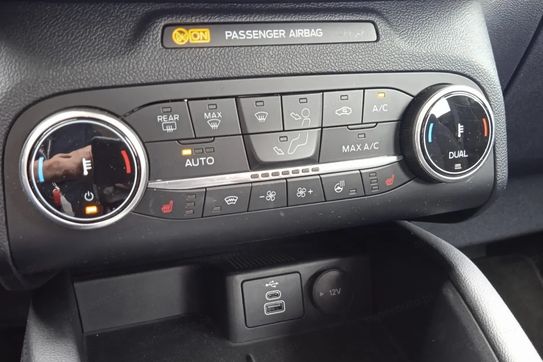 Ford Kuga 2.5 FHEV FWD Titanium