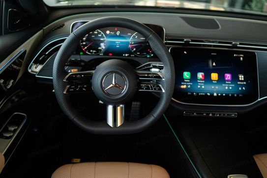 Mercedes E Klasa 220 d 4-Matic AMG