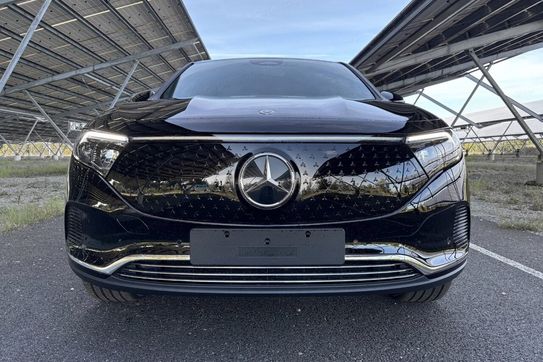 Mercedes EQA 250+  Progressive