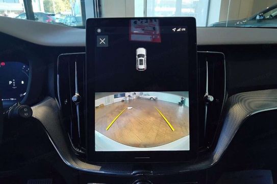 Volvo XC60 T6 Plug-In Hybrid AWD Core