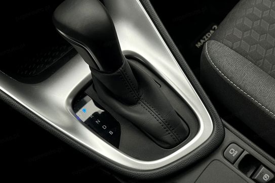 Mazda 2 1.5 Hybrid CVT