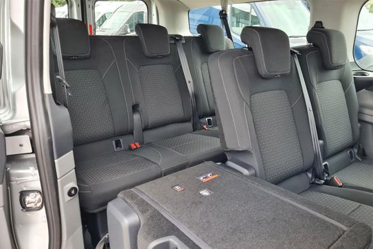 Ford Transit Custom Kombi M1 320 L2H1 Trend A8