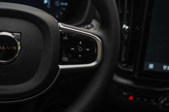 Volvo XC60 B5 AWD Core