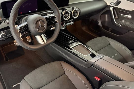 Mercedes Klasa A 200 AMG Line
