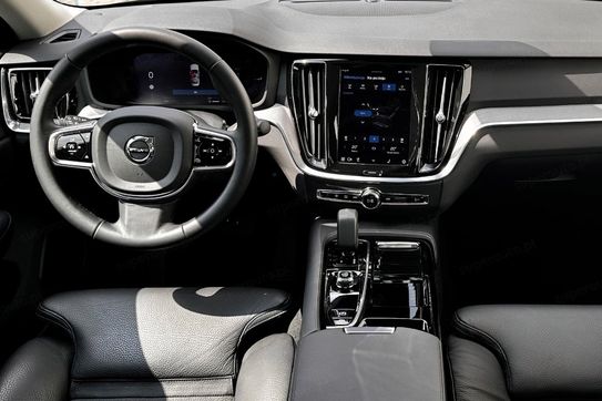 Volvo S60 T8 AWD Plug-In Hybrid