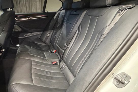 BMW Seria 5 530i GPF xDrive sport-aut