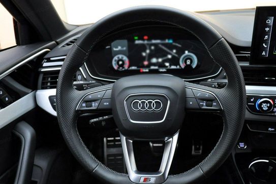 Audi A4 35 TDI mHEV S Line S tronic