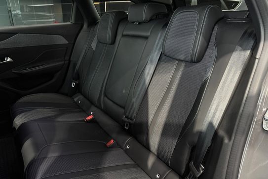 Peugeot 308 1.5 BlueHDi Allure Pack S&S EAT8