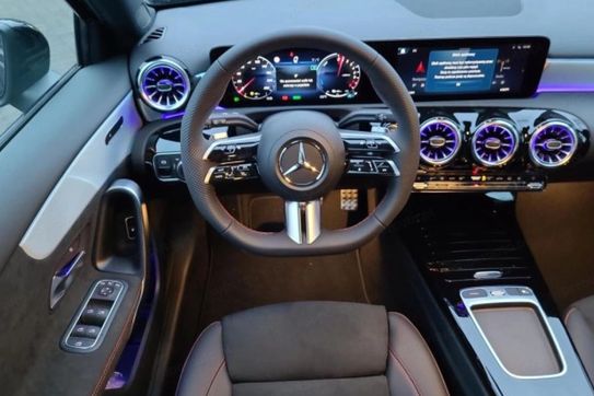 Mercedes Klasa A 250 e AMG Line