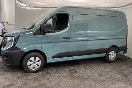Renault Master L2H2 Extra AT9