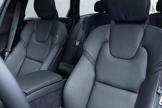 Volvo V90 T6 AWD Plug-In Hybrid Plus Bright