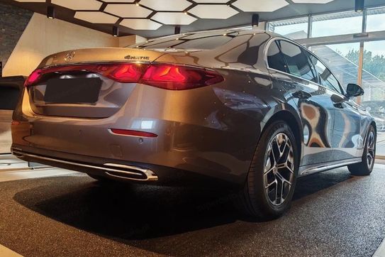Mercedes Klasa E 220 d 4-Matic Avantgarde