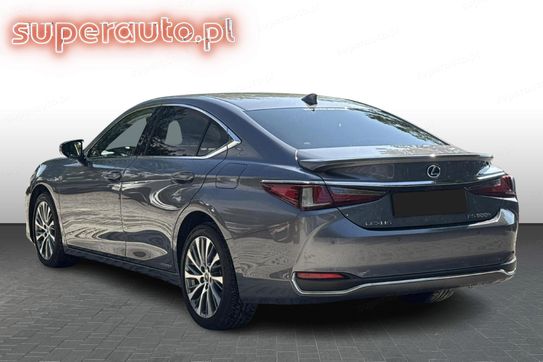Lexus ES 300h Business Edition +