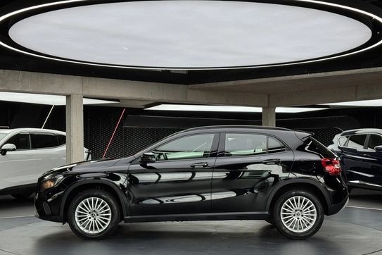 Mercedes GLA 180 7G-DCT