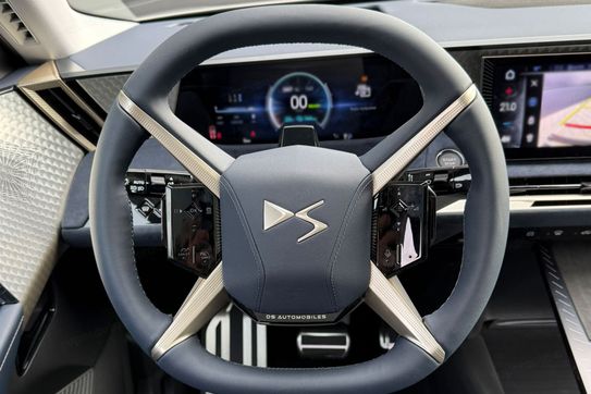 DS N°8 Jules Verne Long Range AWD 97.2kWh