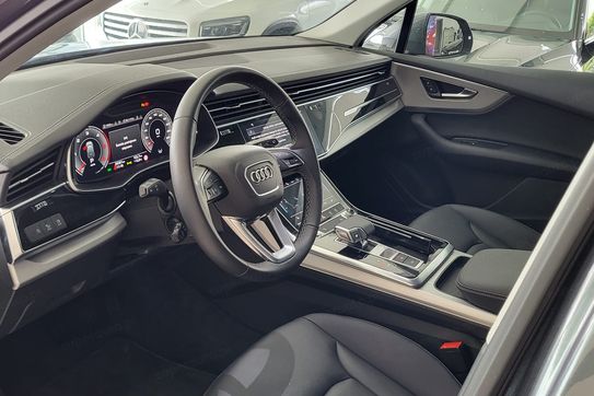 Audi Q7 TDI quattro S Line