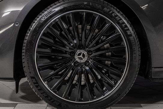 Mercedes Klasa E 220 d  4-Matic AMG