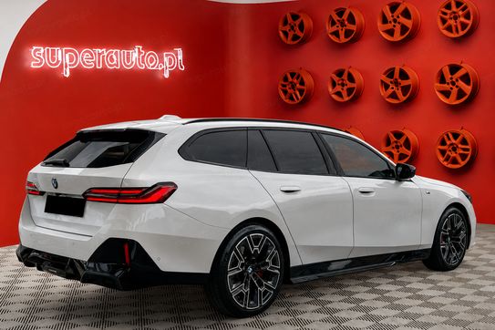 BMW Seria 5 Touring 540d xDrive M Sport