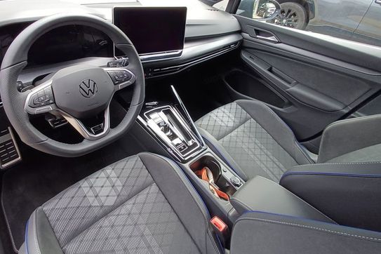 Volkswagen Golf R-Line Plus 1.5 eTSI mHEV