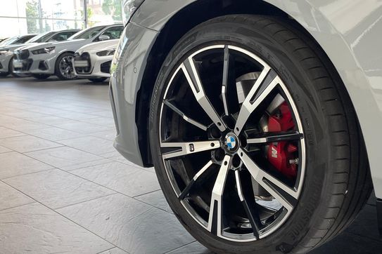 BMW Seria 5 Touring 520d xDrive M Sport