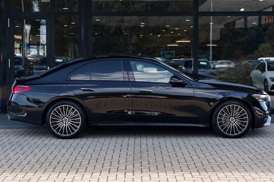 Mercedes Klasa E 220 d 4-Matic AMG