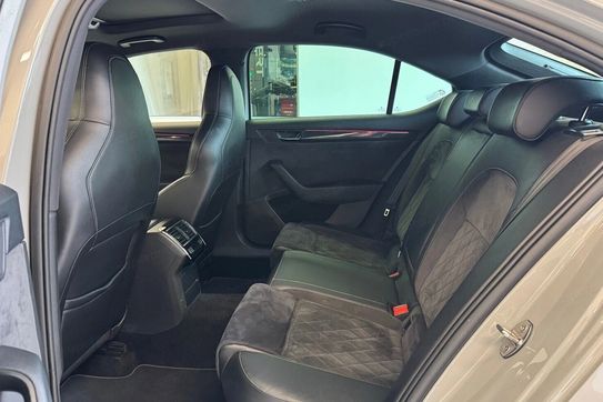Skoda Superb 2.0 TSI Sportline DSG