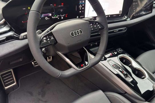 Audi A6 TDI quattro S line Avant