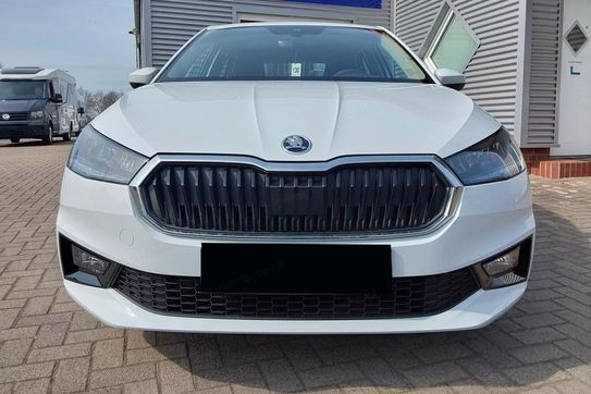 Skoda Fabia Essence 1.0 MPI