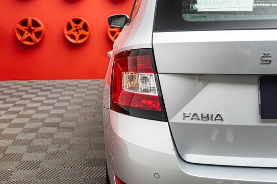 Skoda Fabia 1.0 TSI Ambition DSG