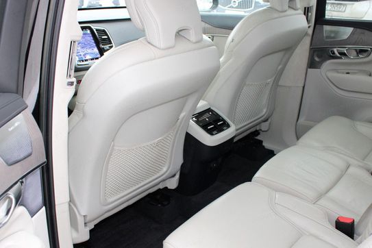 Volvo XC90 B5 D AWD Ultimate Bright 7os aut