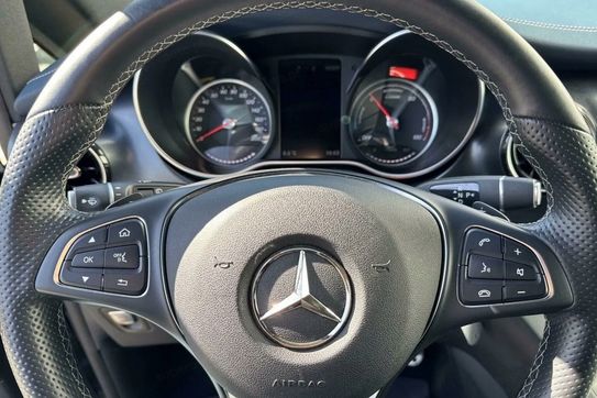 Mercedes EQV 300
