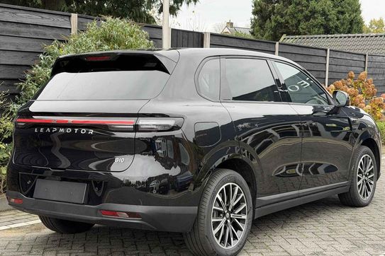 Leapmotor B10 Design Hybrid EV 18,8 kWh