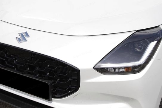 Suzuki Swift Premium Plus 1.2 Dualjet SHVS