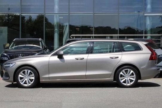 Volvo V60 B4 D Momentum Core
